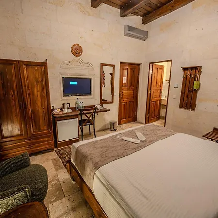 Osmanbey Cave House Hotel Göreme Exterior photo
