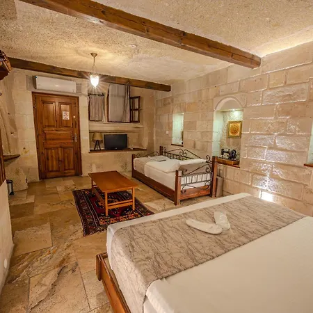 Osmanbey Cave House Hotel Göreme Exterior photo