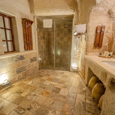Osmanbey Cave House Hotel Göreme Exterior photo