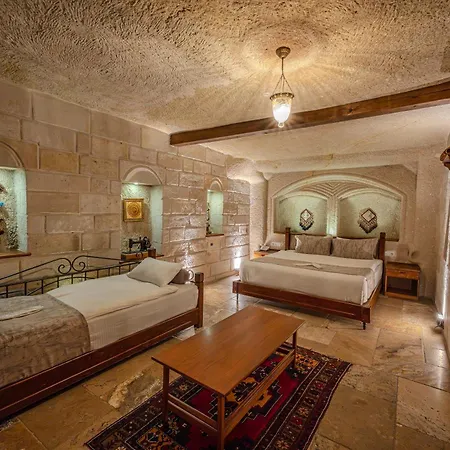 Osmanbey Cave House Hotel Göreme Exterior photo