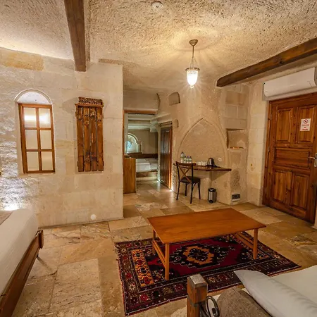 Osmanbey Cave House Hotel Göreme Exterior photo
