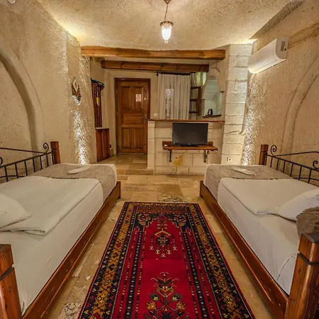 Osmanbey Cave House Hotel Göreme Exterior photo