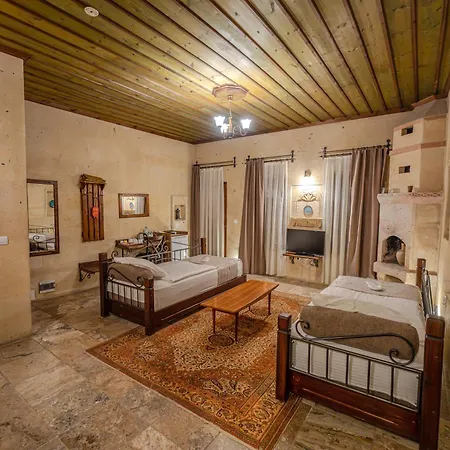 Osmanbey Cave House Hotel Göreme Exterior photo