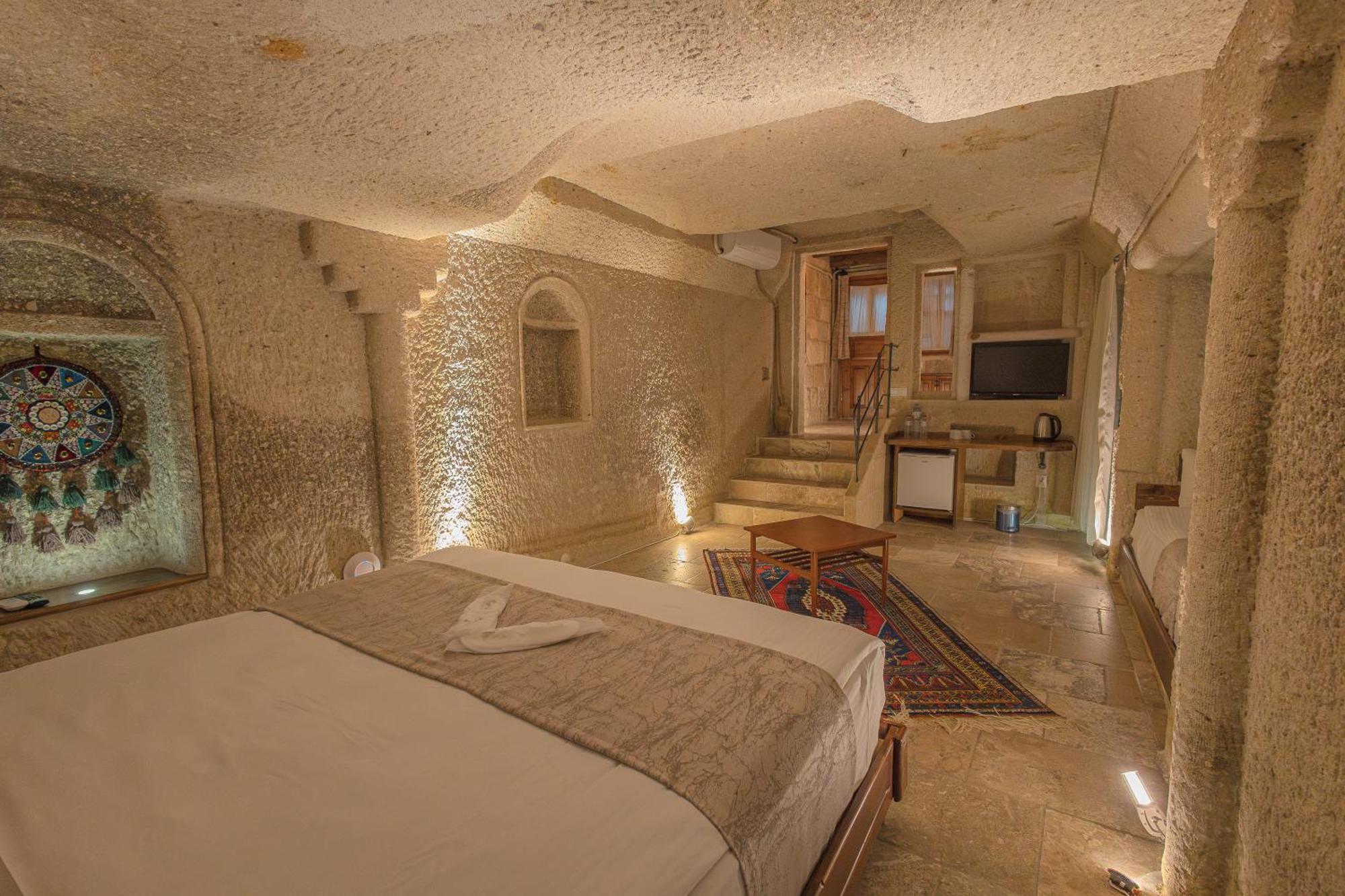 מלון Osmanbey Cave House גורמה