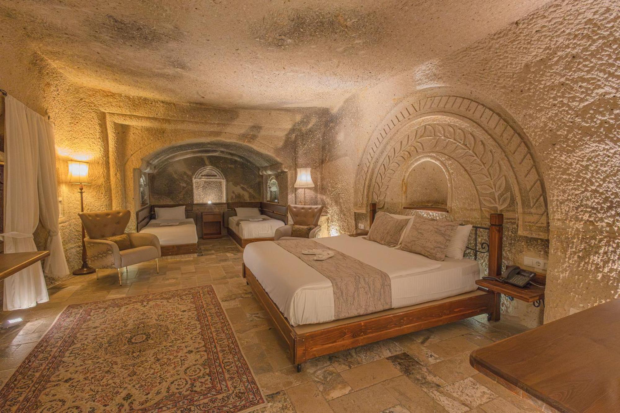 Osmanbey Cave House מלון 3*