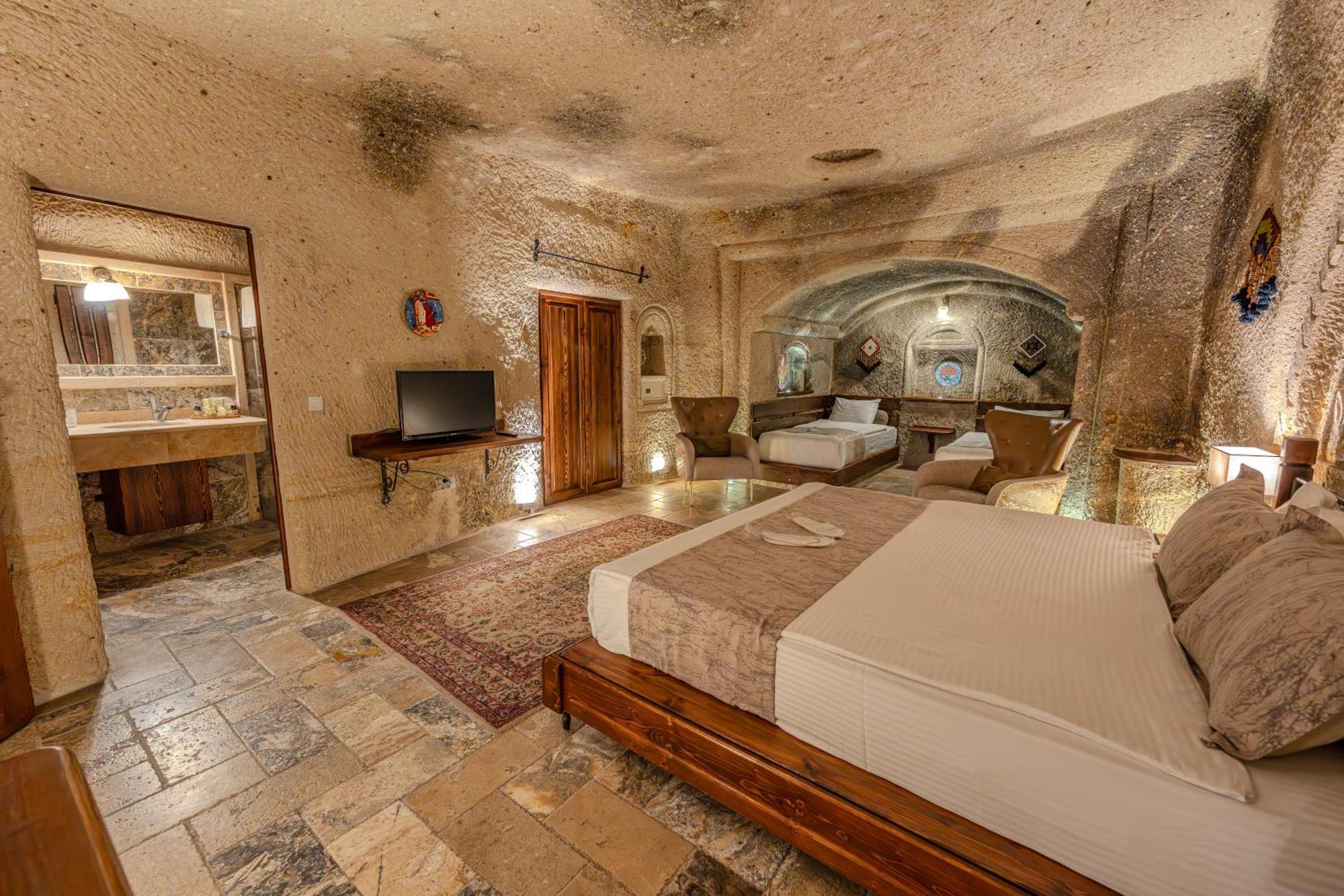 Osmanbey Cave House 3*
