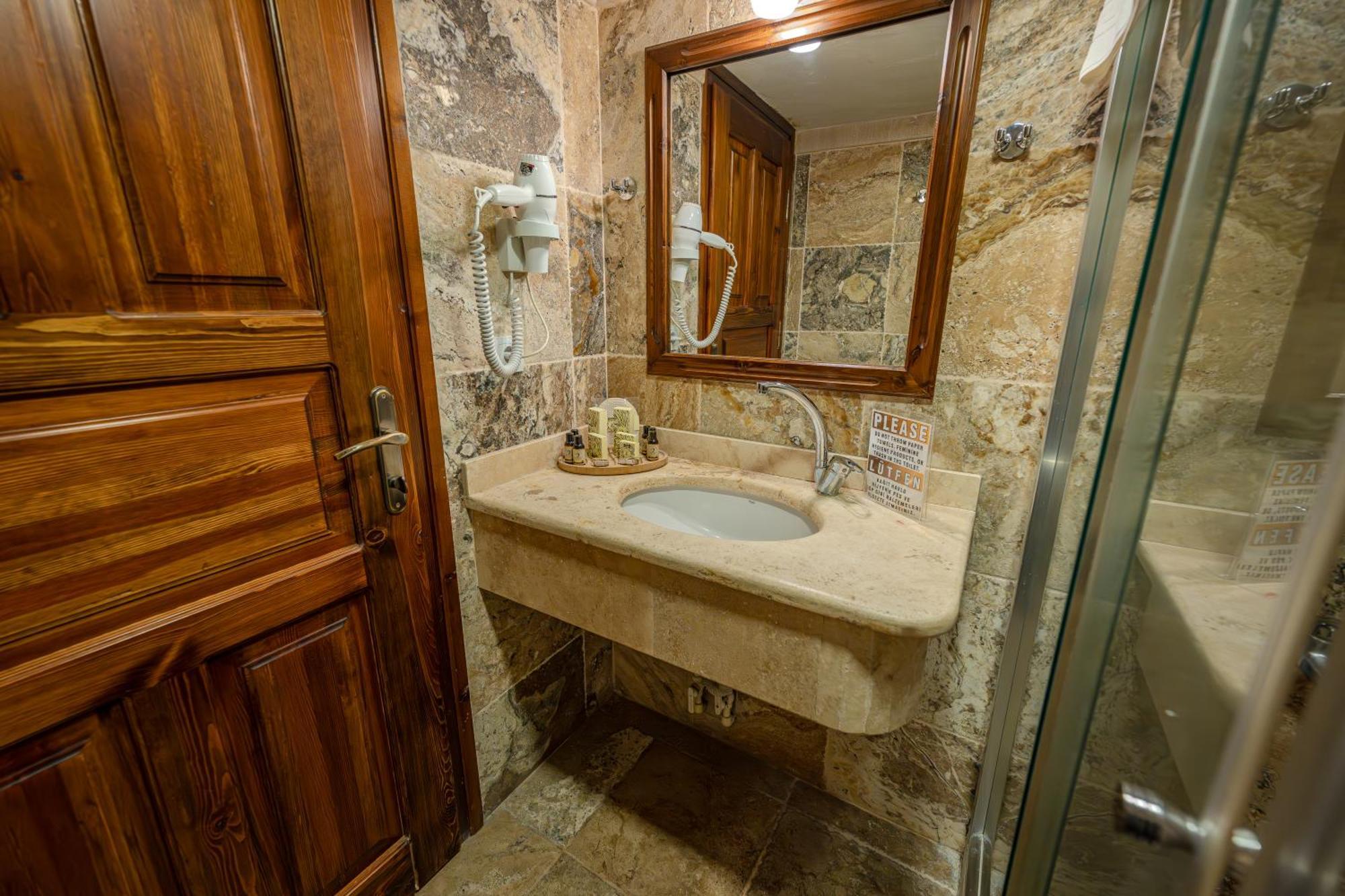 Osmanbey Cave House Hotel Göreme
